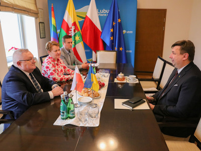 Spotkanie Tadeusza Jędrzejczaka, Członka Zarządu Województwa Lubuskiego, z Yurijem Tokarem, Konsulem Generalnym Ukrainy we Wrocławiu