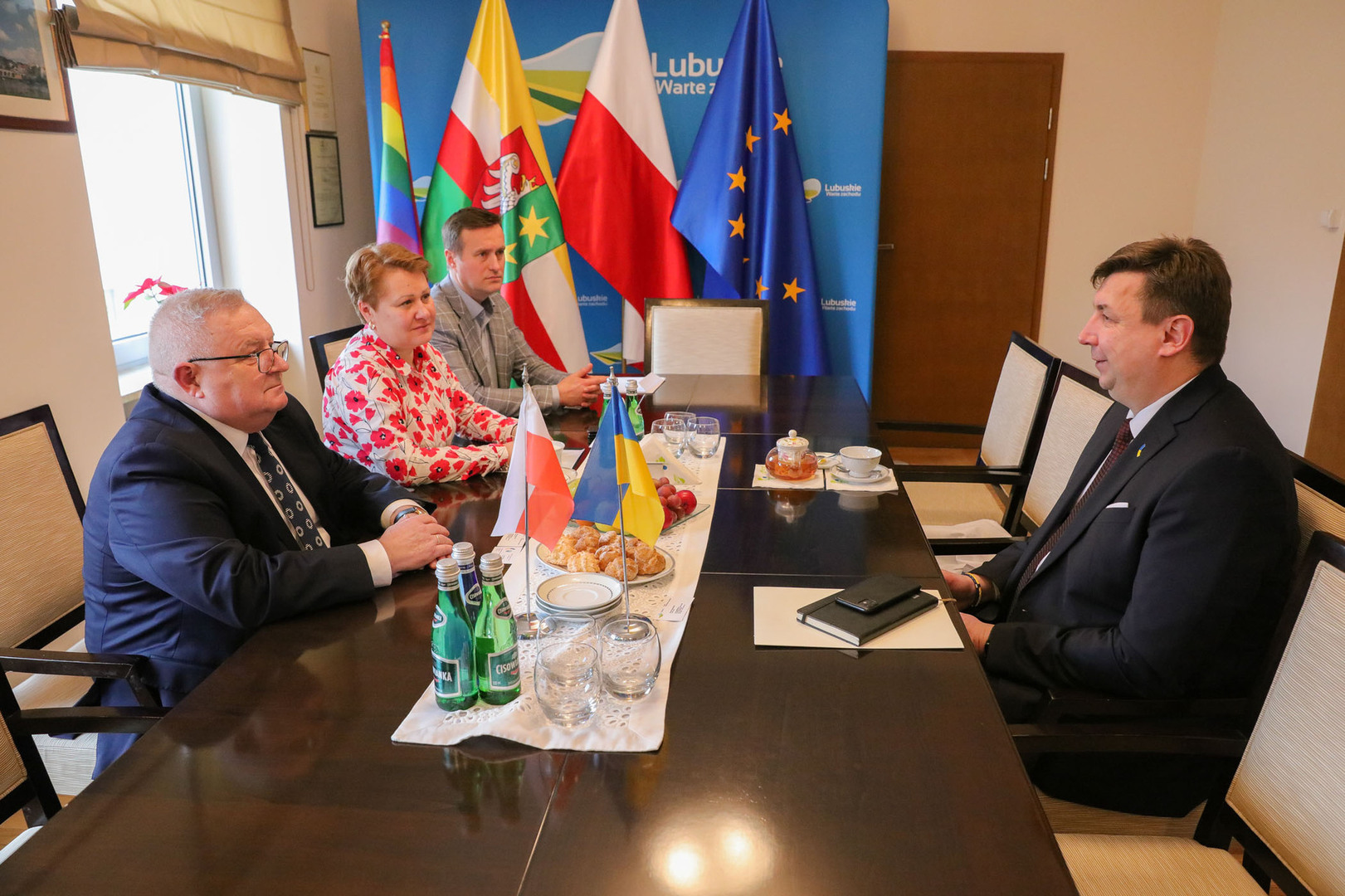 Spotkanie Tadeusza Jędrzejczaka, Członka Zarządu Województwa Lubuskiego, z Yurijem Tokarem, Konsulem Generalnym Ukrainy we Wrocławiu