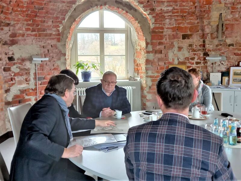 Członek zarządu województwa lubuskiego Tadeusz Jędrzejczak spotkał się z Cordem Panningiem - dyrektorem zarządzającym Fundacją „Fürst-Pückler-Park Bad Muskau”