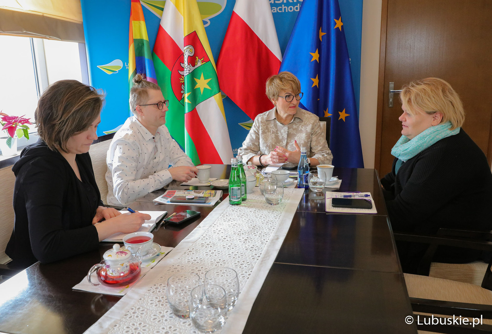 Spotkanie marszałek Elżbiety Anny Polak z przedstawicielami Instytutu Równości