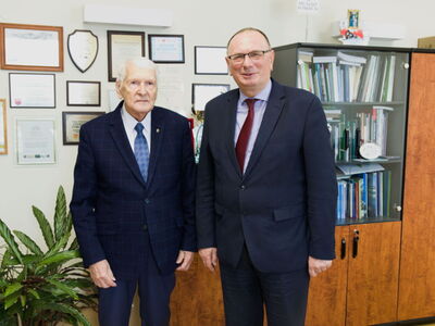 Wicemarszałek Stanisław Tomczyszyn i Józef Zych - Marszałek Sejmu II kadencji w latach 1995-1997