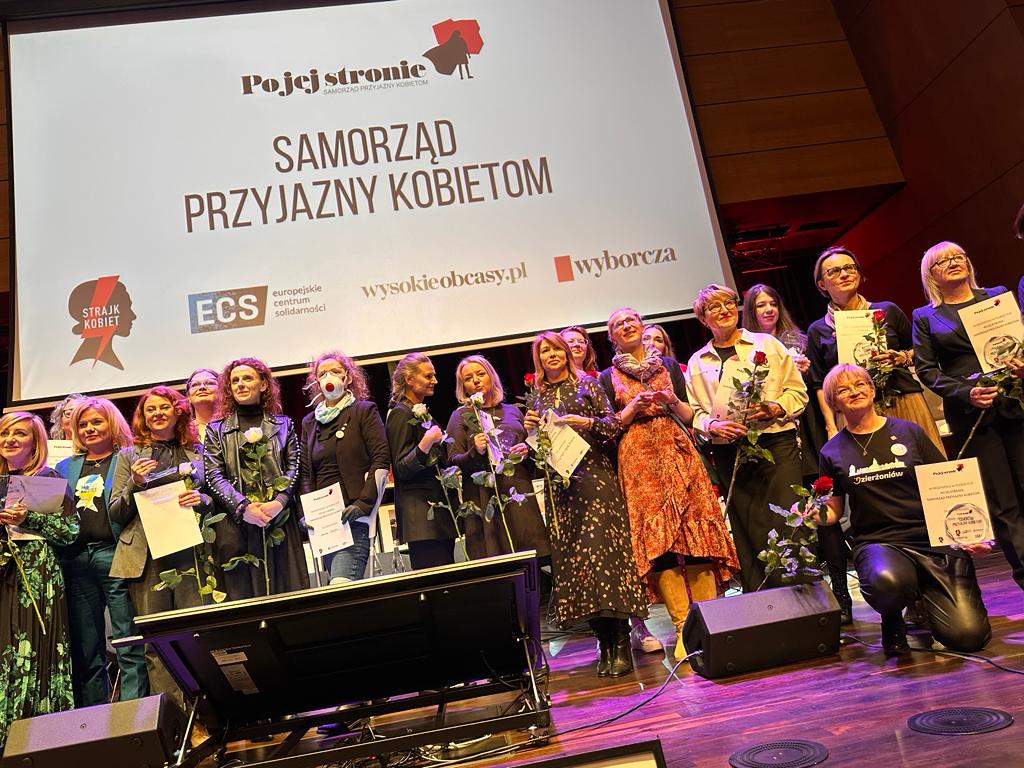 Marszałek województwa lubuskiego Elżbieta Anna Polak odebrała nagrodę w plebiscycie „Po jej stronie. Samorząd przyjazny kobietom”.