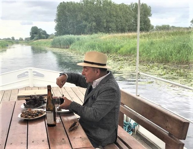 Robert Makłowicz na Odrze w Cigacicach