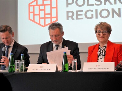 20 marca 2023 r. w Poznaniu obradowało Zgromadzenie Ogólne Związku Województw RP. Lubuskie reprezentowała m.in. marszałek województwa lubuskiego Elżbieta Anna Polak, która zasiada w zarządzie Związku Województw RP)