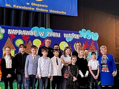 Anna Chinalska (pierwsza z prawej) w SP 12 w Głogowie - 17 marca 2023 r.