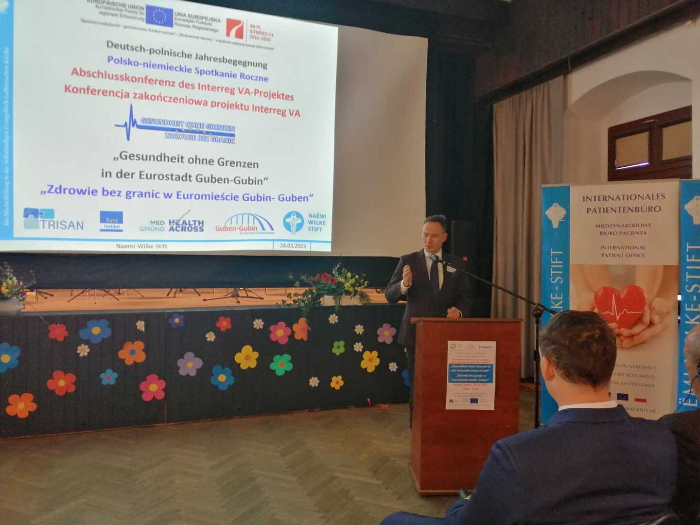 „Zdrowie bez granic” to projekt, który wspólnie realizowały miasto Gubin, gmina Gubin o statusie miejskim i szpital Naemi-Wilke-Stift w Guben. W Gubinie odbyło się spotkanie podsumowujące tę inicjatywę