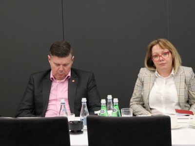 Członkowie Wojewódzkiej Rady Dialogu Społecznego w województwie lubuskim.