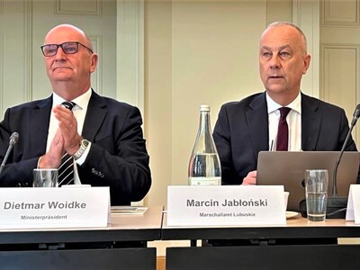 24 kwietnia 2023 r. Konferencja polsko - niemieckich dwumiast i gmin przygranicznych na Uniwersytecie Europejskim Viadrina we Frankfurcie nad Odrą