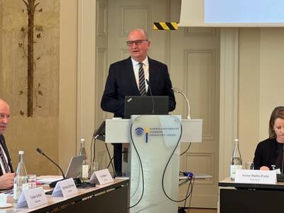 24 kwietnia 2023 r. Konferencja polsko - niemieckich dwumiast i gmin przygranicznych na Uniwersytecie Europejskim Viadrina we Frankfurcie nad Odrą