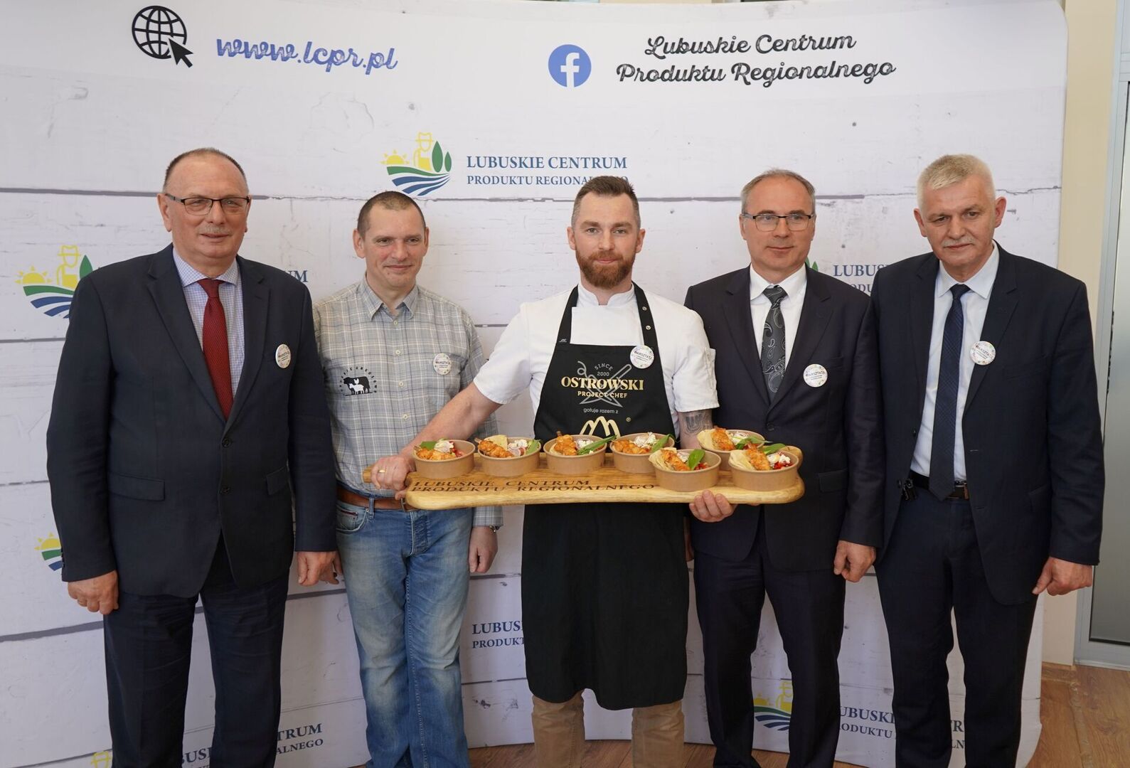 26 kwietnia 2023 r. w Sali Kolumnowej Urzędu Marszałkowskiego Województwa Lubuskiego odbyła się konferencja prasowa inaugurująca kolejny, 3. sezon Warsztatów z Producentami Regionalnymi, organizowanych przez Lubuskie Centrum Produktu Regionalnego