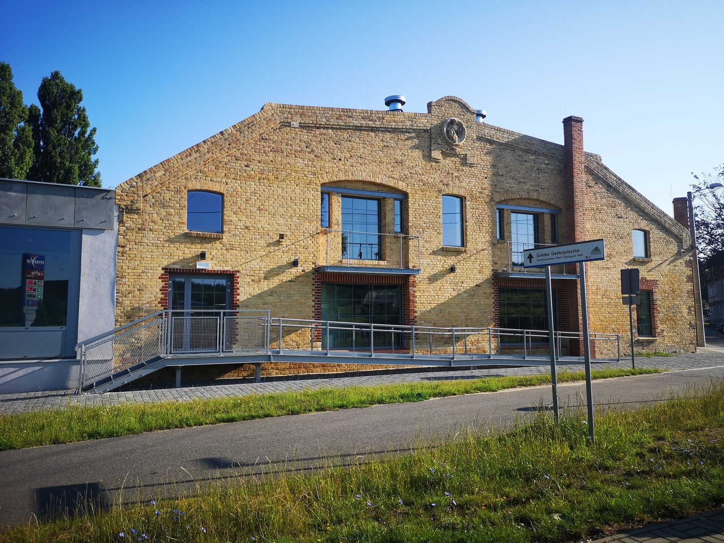 Centrum Kulturalno-Edukacyjne Geoparku „Łuk Mużakowa” w Łęknicy