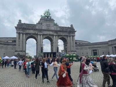 Balet Dworski Cracovia Danza zaprosił w Brukseli do wspólnego odtańczenia poloneza