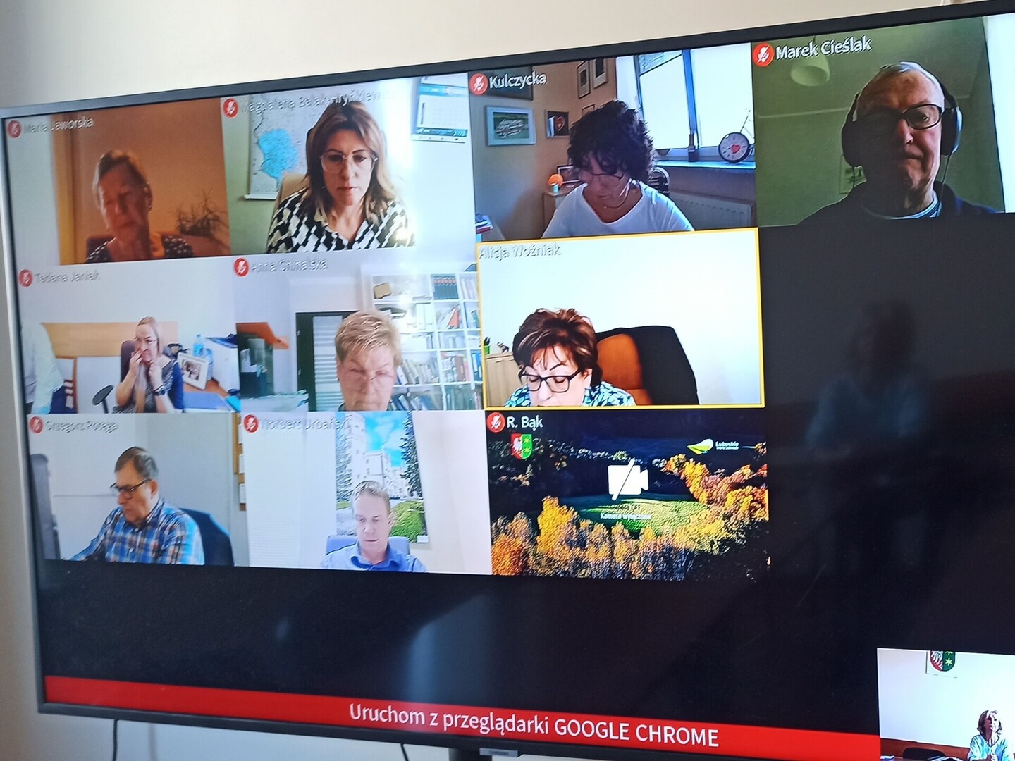 Członkowie Komisji Kultury, Edukacji, Sportu i Turystyki i goście w trakcie posiedzenia 01 czerwca 2023 r.