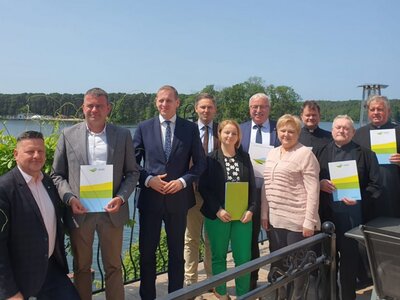Kolejne umowy na Lubuską Bazę Sportową i Lubuską Bazę Turystyczną oraz dotacje na lubuskie zabytki