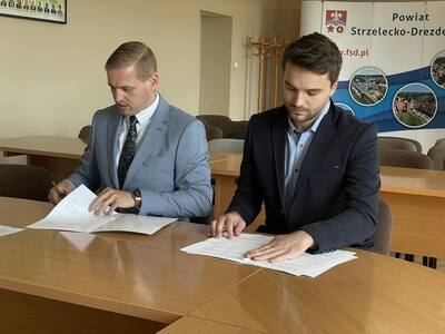 W powiecie strzelecko – drezdeneckim stawiają na bazę sportową i zabytki