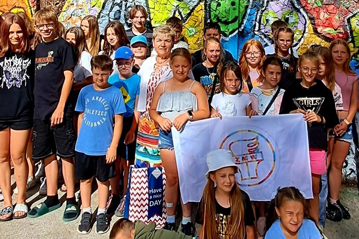 Anna Chinalska - Przewodnicząca Komisji Zdrowia, Rodziny i Spraw Społecznych (w środku) - 18 lipca 2023 r.
