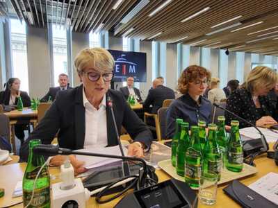 Marszałek Elżbieta Anna Polak podczas posiedzenia sejmowych komisji ws. pożaru w Przylepie