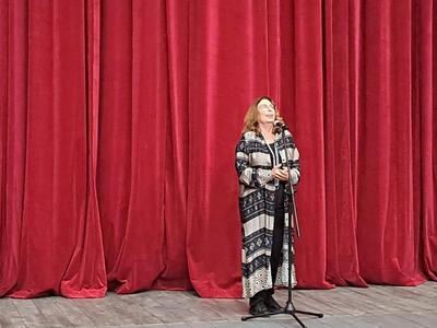Na scenie wicemarszałkini Sejmu Małgorzata Kidawa-Błońska  