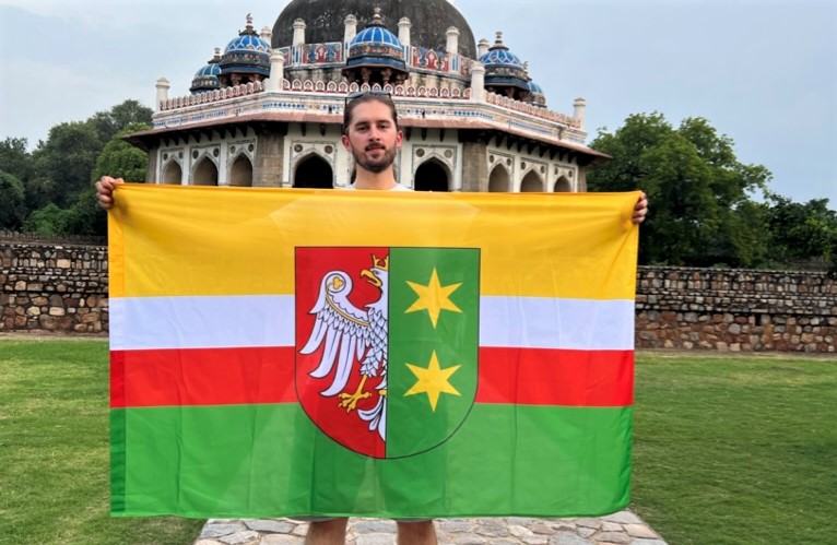 Jakub Wojtacha w Indiach na spotkaniu Międzynarodowej Federacji Stowarzyszeń Studentów Medycyny IFMSA