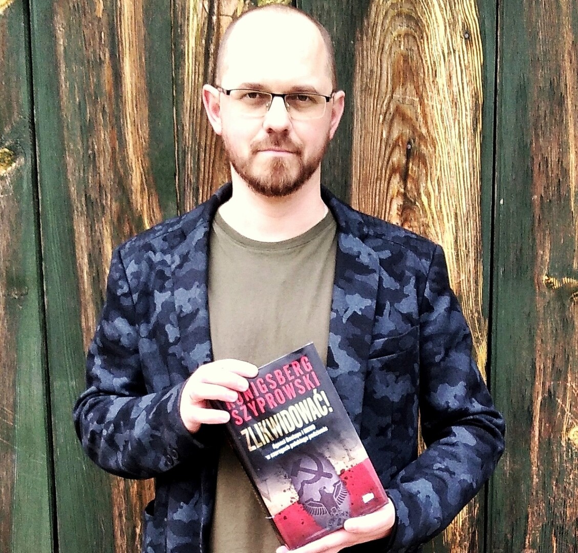 Wojciech Kӧnigsberg - pracownik urzędu marszałkowskiego - z nominacją w konkursie „Książka Historyczna Roku”