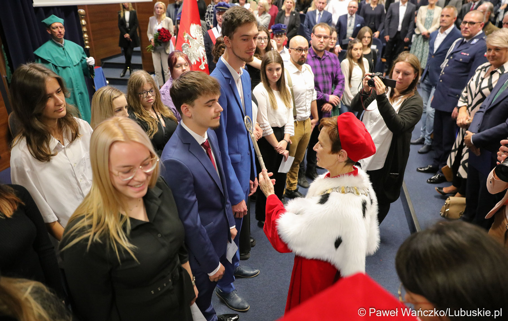 Ponad 2 tysiące studentów zainaugurowało we wtorek 2 października rok akademicki w Akademii im. Jakuba z Paradyża w Gorzowie Wlkp.