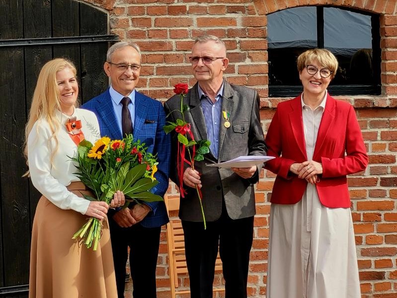 Od prawej: Elżbieta Anna Polak - Marszałek WL, Eugeniusz Cytlak, Mirosław Marcinkiewicz - Wiceprzewodniczący SWL 