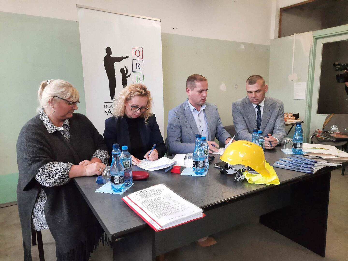 Podpisanie umowy na remont budynku przeznaczonego na ośrodek dla dzieci i młodzieży w spektrum autyzmu w Gorzowie Wlkp.