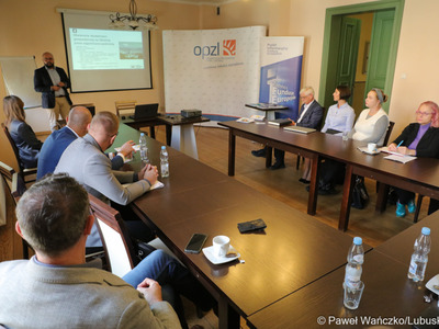 17 października 2023 r. odbyło się bezpłatne spotkanie informacyjne dotyczące możliwości prowadzenia działalności gospodarczej w Ukrainie.