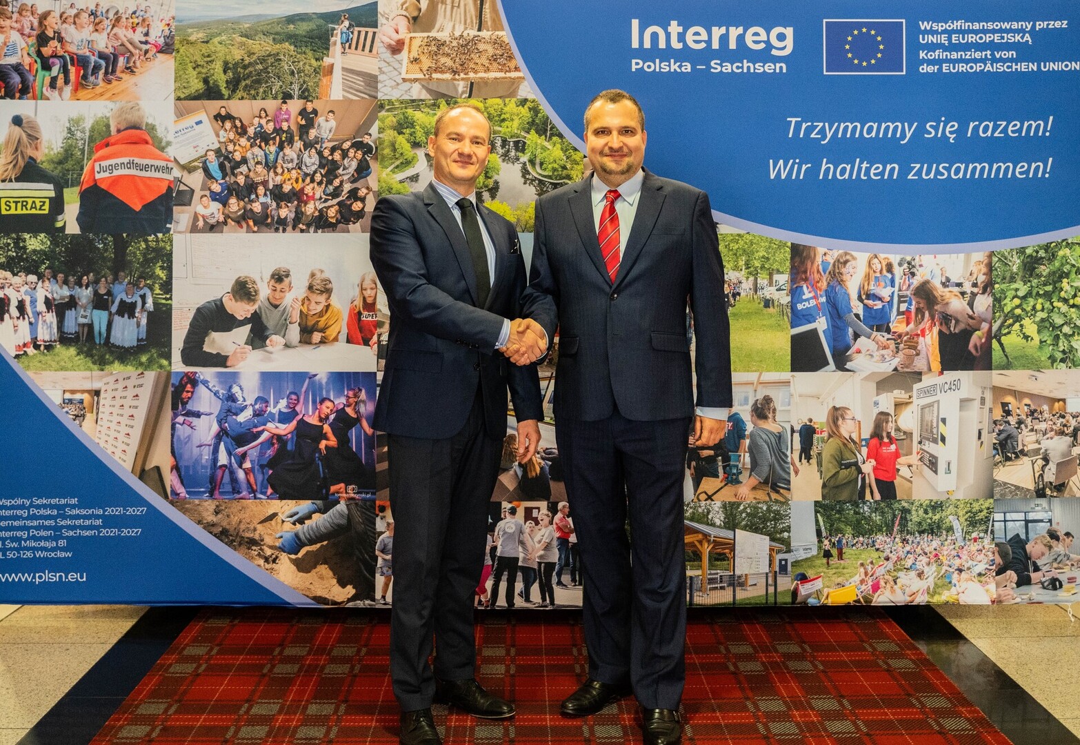 Obrady Komitetu Monitorującego Program Współpracy Interreg Polska-Saksonia. Na zdjęciu Radosław Brodzik, dyrektor Biura Współpracy Zagranicznej i Europejskiej Współpracy Terytorialnej Urzędu Marszałkowskiego Województwa Lubuskiego oraz Krzysztof Kolanowski, kierownik Wspólnego Sekretariatu Programu Współpracy Interreg Polska-Saksonia