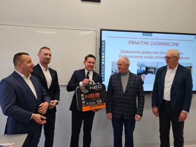 Oficjalne otwarcie pracowni w I Zespole Szkół we Wschowie 