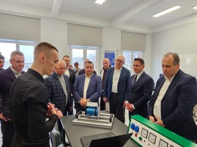 Oficjalne otwarcie pracowni w I Zespole Szkół we Wschowie 