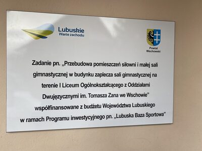 Uroczyste otwarcie sali i siłowni w I Liceum Ogólnokształcącym we Wschowie   