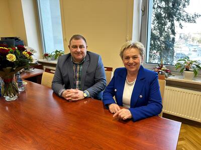 Wójt Gminy Kłodawa Anna Mołodciak podczas środowej wizyty w urzędzie marszałkowskim spotkała się też z członkiem Zarządu Wojewódzwa Lubuskiego Grzegorzem Potęgą