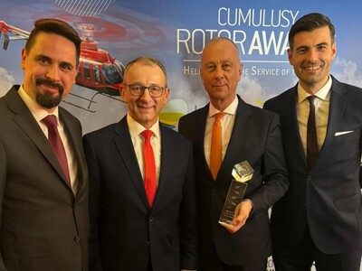W uroczystości uczestniczyli marszałek województwa lubuskiego Marcin Jabłoński, wojewoda lubuski Marek Cebula, dr Sławomir Kotylak – dyrektor Departamentu Infrastruktury Transportowej UMWL, mec. Robert Kornalewicz z Polskiej Śmigłowcowej Kadry Narodowej