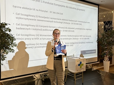 12 marca 2024 r. Spotkanie mentoringowe dla przedsiębiorców w sali konferencyjnej nowosolskiego Hotelu Sjesta