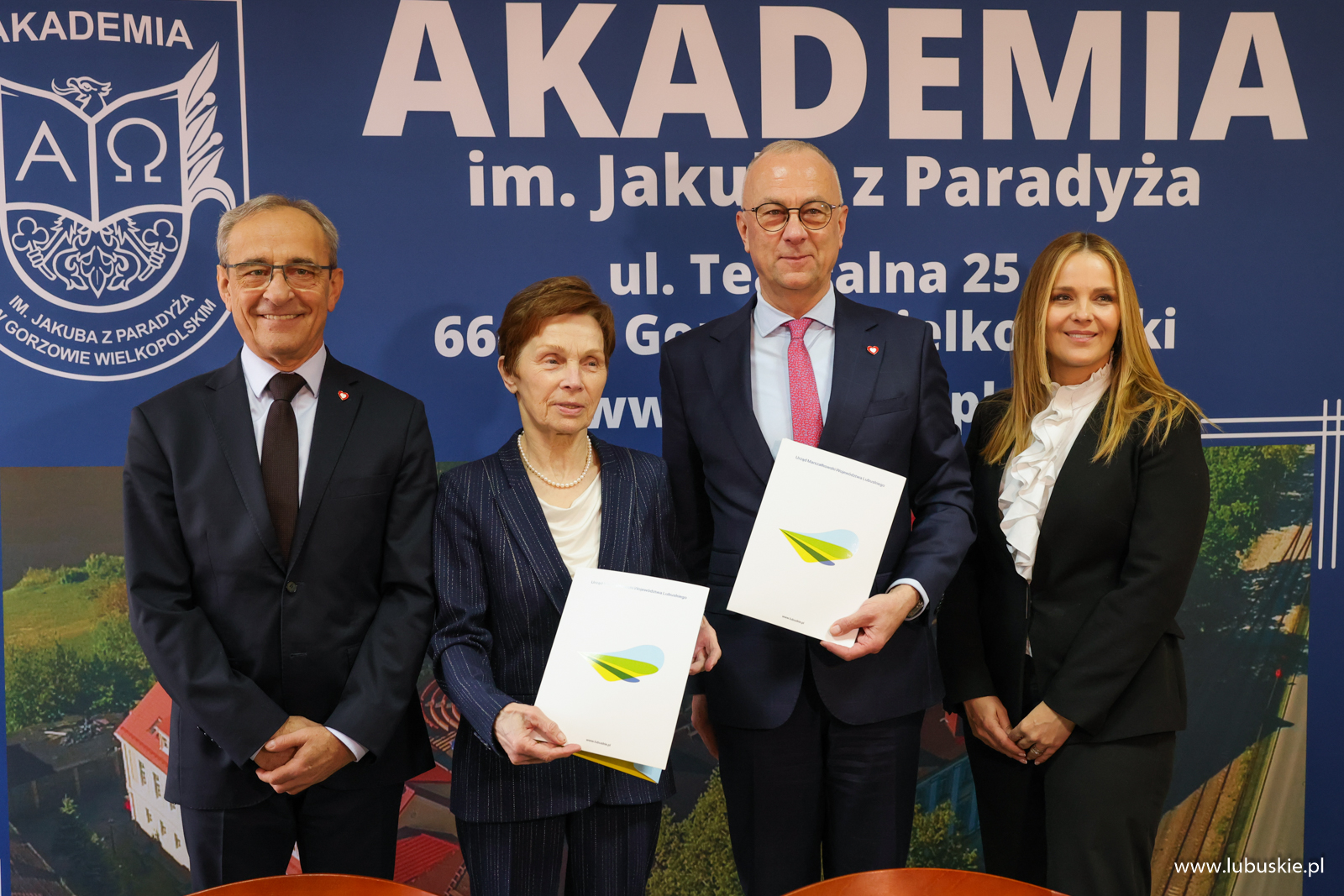 Podpisanie umowy na dofinansowanie kierunku pielęgniarstwo na Akademii im. Jakuba z Paradyża w Gorzowie Wlkp.