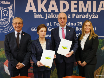 Podpisanie umowy na dofinansowanie kierunku pielęgniarstwo na Akademii im. Jakuba z Paradyża w Gorzowie Wlkp.