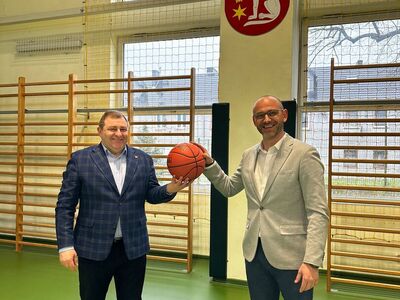 25 marca 2024 r. członek Zarządu Województwa Lubuskiego Grzegorz Potęga wizytował gminę Iłowa. Z burmistrzem Pawłem Lichtańskim rozmawiali o potencjale rozwoju gminy
