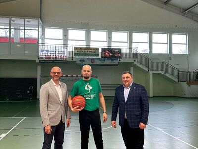 25 marca 2024 r. członek Zarządu Województwa Lubuskiego Grzegorz Potęga wizytował gminę Iłowa. Z burmistrzem Pawłem Lichtańskim rozmawiali o potencjale rozwoju gminy