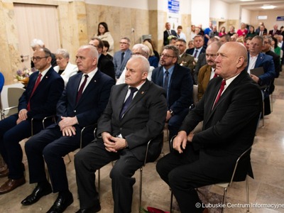 Szpital Na Wyspie z nowym skrzydłem - uroczystość otwarcia 