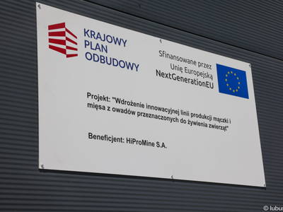 19 lipca 2024 r. fabrykę HiProMine W Karkoszowie w gminie Krzeszyce odwiedził marszałek województwa lubuskiego Marcin Jabłoński