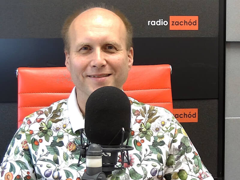 Dr Piotr Reda był gościem Radia Zachód 23 września 2024 roku. W rozmowie z red. Arturem Steciągiem, architekt krajobrazu omówił opinię na temat wycinki drzew pod budowę Centrum Leczenia Dzieci i Młodzieży w Zielonej Górze, opartą na ekspertyzie dendrologicznej dotyczącej zagospodarowania terenu