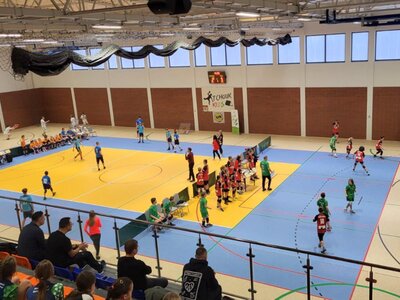  Na Hali Sportowej odbył się Ogólnopolski Turniej Juniorów M12 i M15 TCHOUK KIDS 2024. 