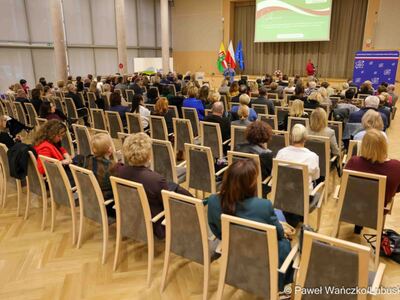 Wiceminister edukacji Katarzyna Lubnauer, w Urzędzie Marszałkowskim w Zielonej Górze, uczestniczyła w spotkaniu z dyrektorami lubuskich szkół i placówek oświatowych