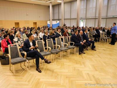 Wiceminister edukacji Katarzyna Lubnauer, w Urzędzie Marszałkowskim w Zielonej Górze, uczestniczyła w spotkaniu z dyrektorami lubuskich szkół i placówek oświatowych