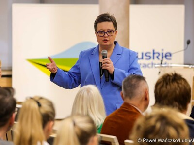 Wiceminister edukacji Katarzyna Lubnauer, w Urzędzie Marszałkowskim w Zielonej Górze, uczestniczyła w spotkaniu z dyrektorami lubuskich szkół i placówek oświatowych