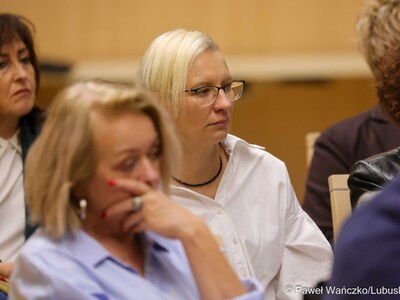 Uczestniczki spotkania z wiceminister edukacji Katarzyna Lubnauer w Urzędzie Marszałkowskim w Zielonej Górze