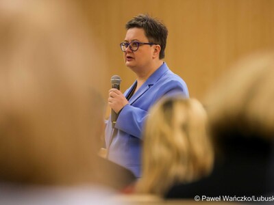 Wiceminister edukacji Katarzyna Lubnauer, w Urzędzie Marszałkowskim w Zielonej Górze, uczestniczyła w spotkaniu z dyrektorami lubuskich szkół i placówek oświatowych