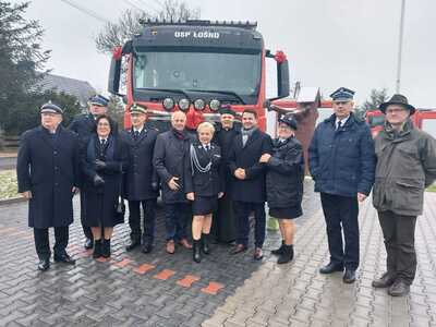 Nowych samochód dla OSP Łośno 