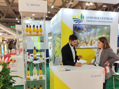 Trwa misja gospodarcza lubuskich MŚP oraz przedstawiciele samorządu we Włoszech, Celem są targi  TuttoFood Milano 2025 